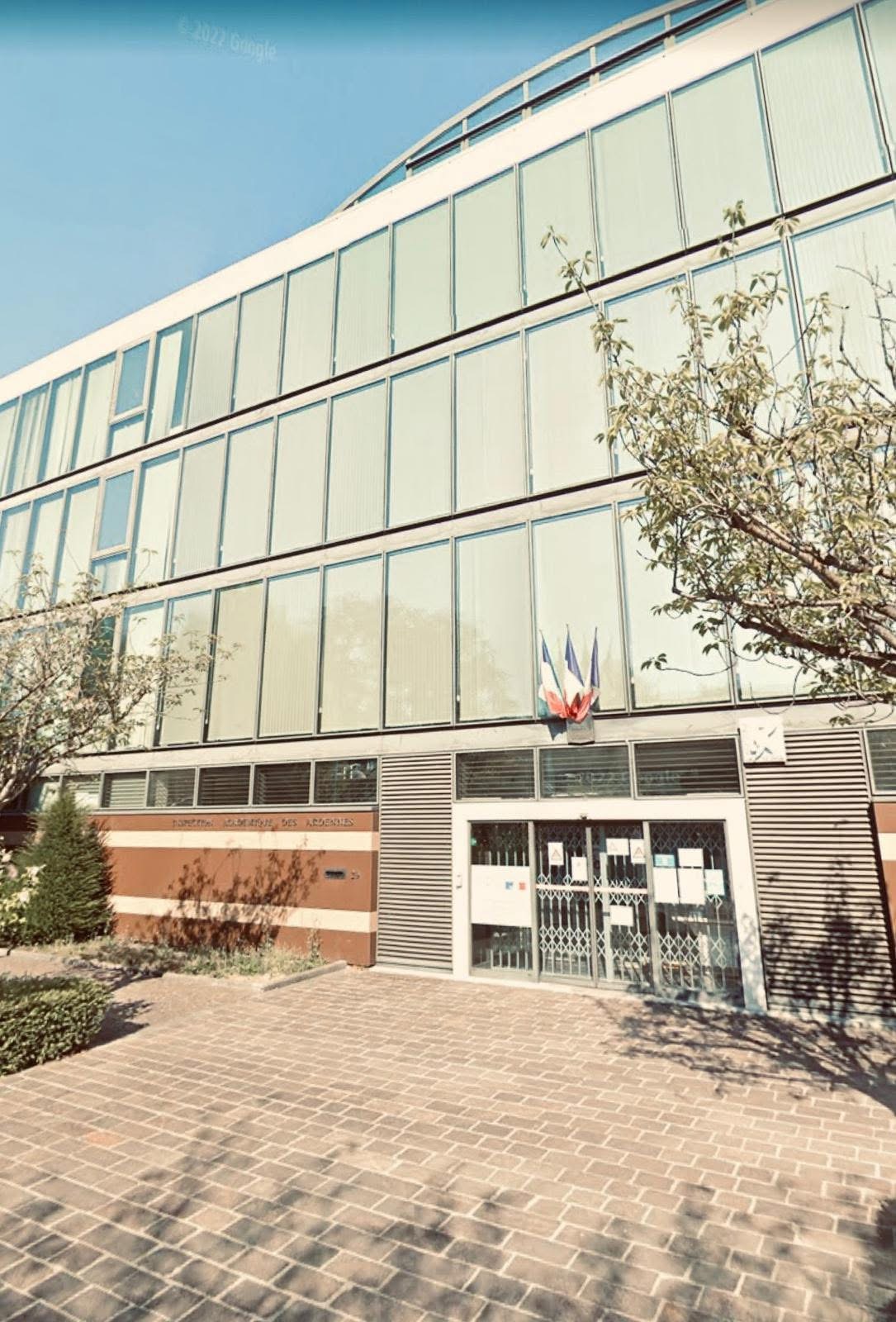 ÉCOLES : APPEL À LA GRÈVE CONTRE LA SUPPRESSION DE CLASSES ET DE POSTES D’ENSEIGNANTS