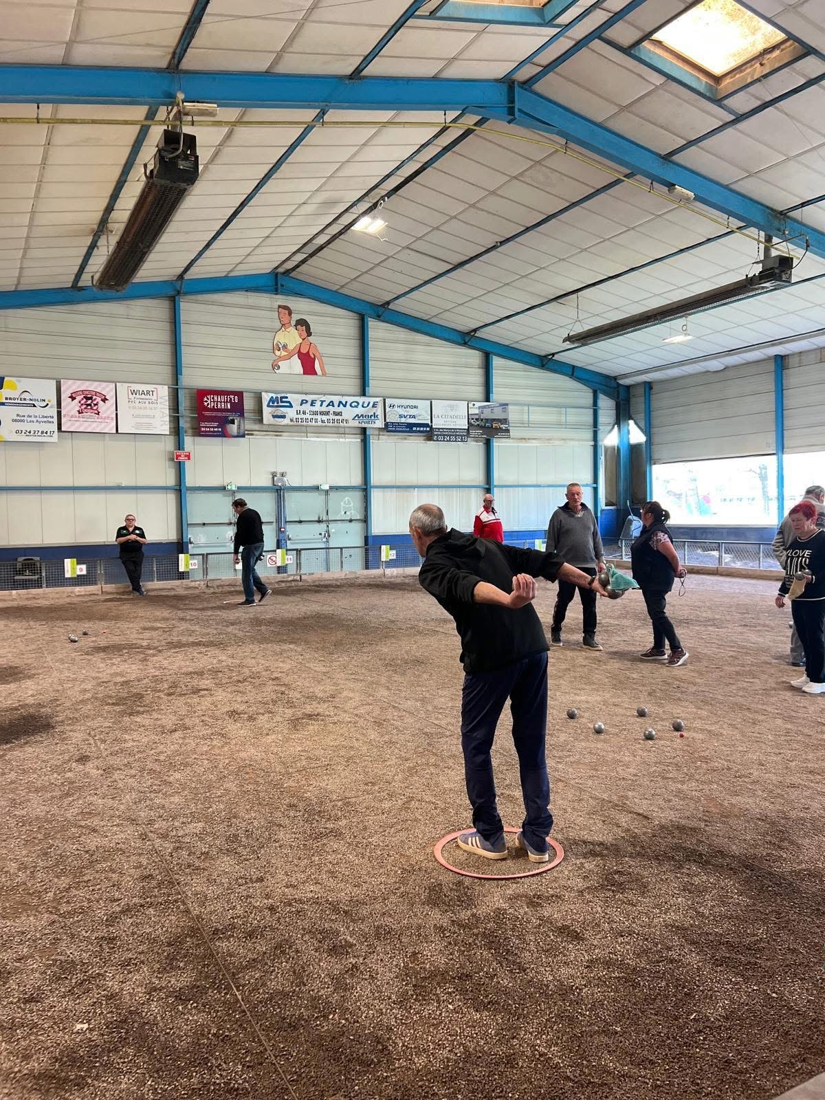 LES CONTRÔLES D’ALCOOLÉMIE AUX CHAMPIONNATS DE PÉTANQUE : UNE MESURE SALUÉE PAR LES PRATIQUANTS