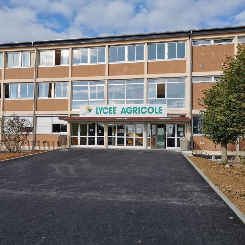 L’AGRICULTURE RECRUTE : UNE PORTE OUVERTE POUR DÉCOUVRIR LES MÉTIERS AU LYCÉE AGRICOLE