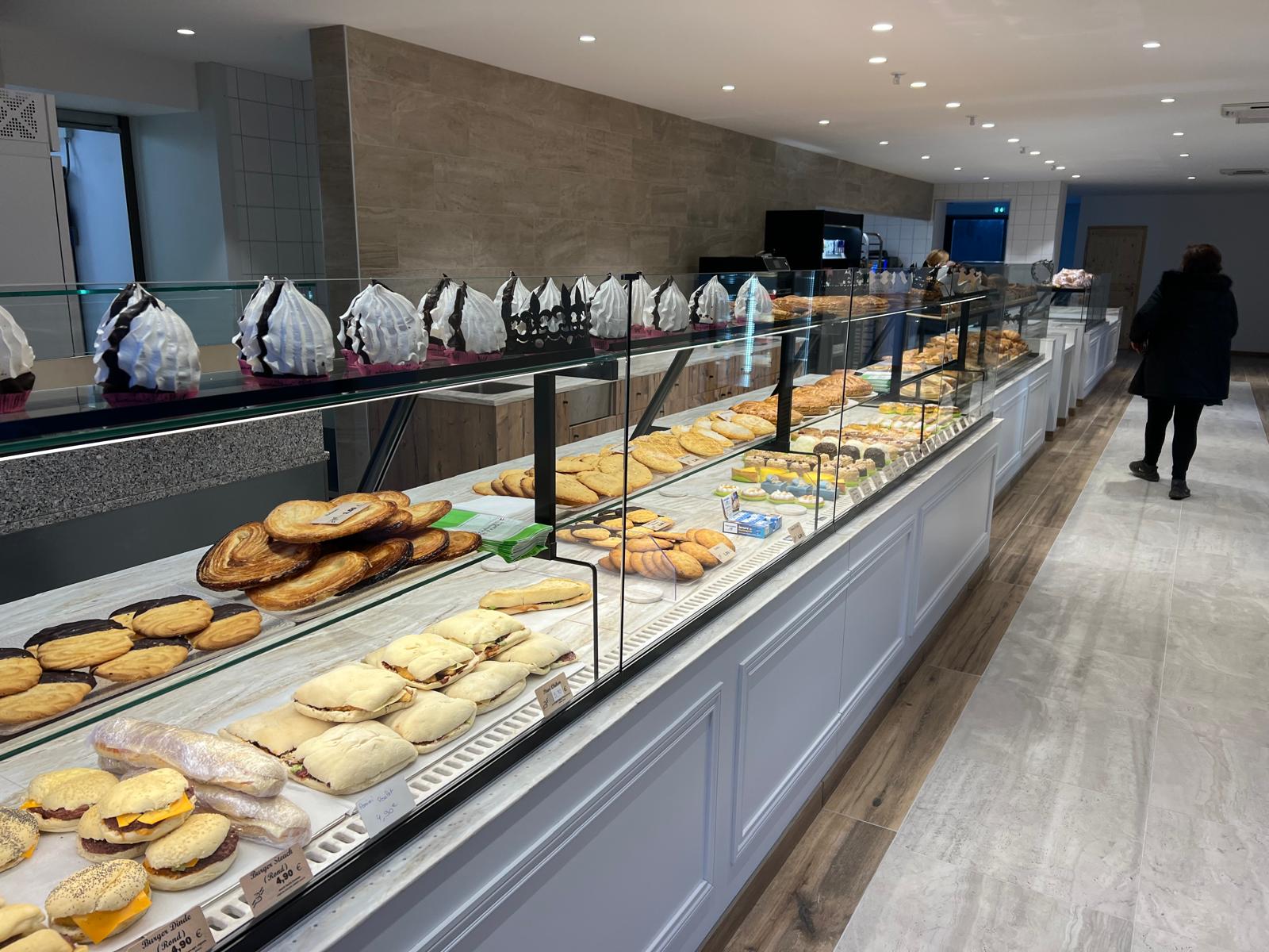 1ER MAI : BOULANGERS ET FLEURISTES FINALEMENT AUTORISÉS À OUVRIR